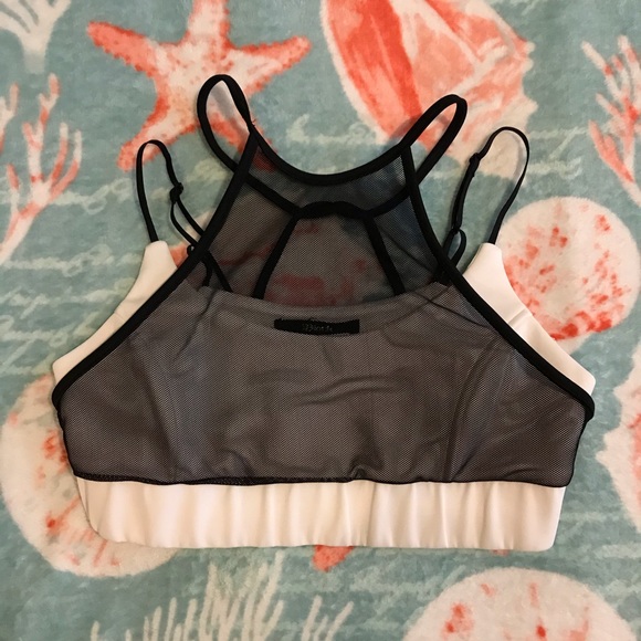 Black Other - 🐙2:$14/3:$19/4:$24🐙 White and Black Sports Bra